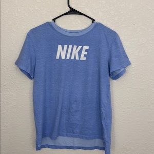 Nike The Nike Tee Athletic cut workout T-shirt